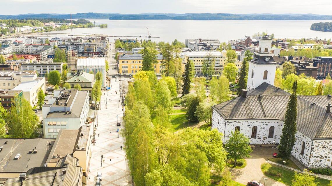 Kuopio-Kauppakatu_Tuomiokirkko