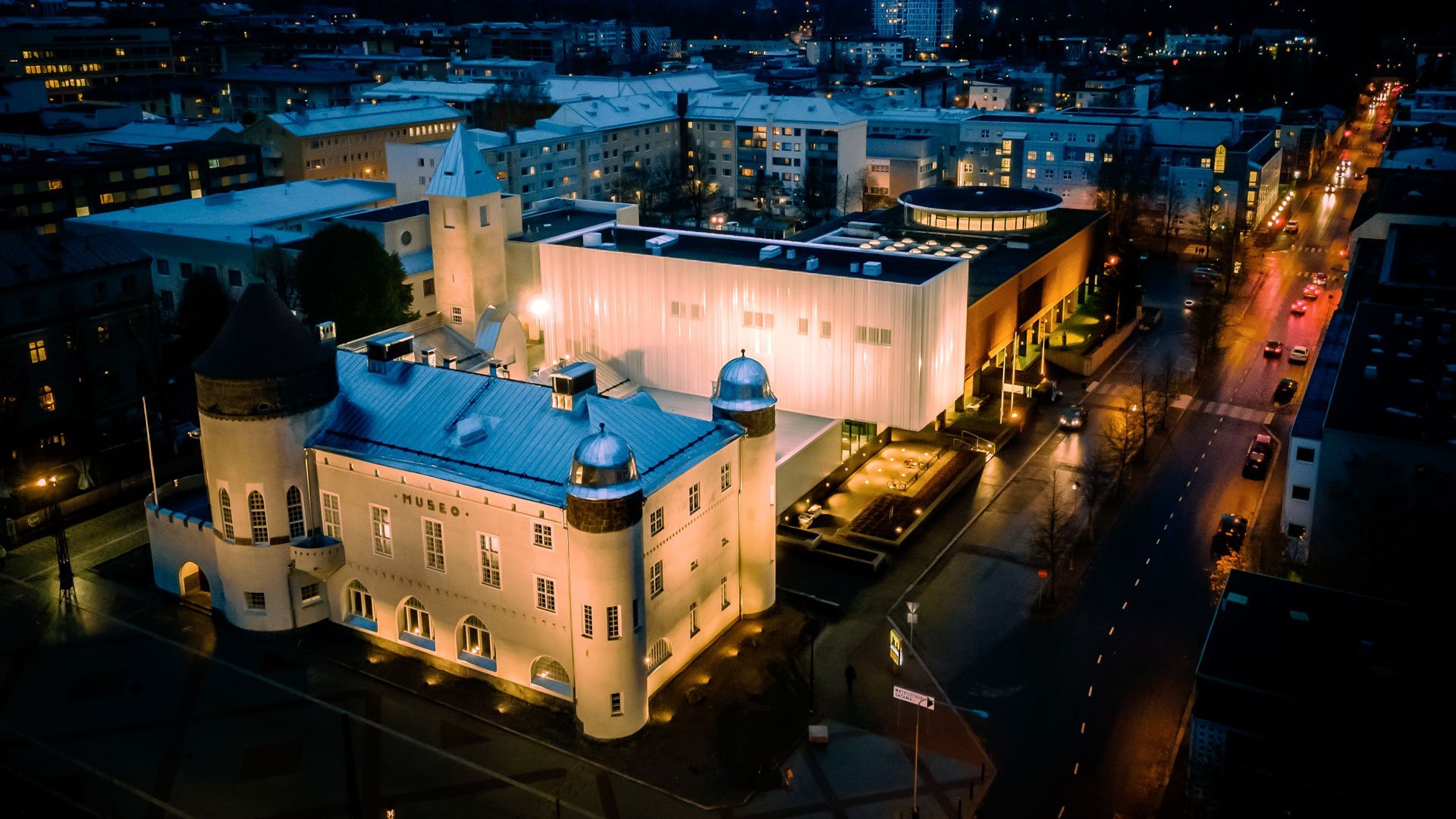Kuopion Museo ja Kaupungin pääkirjasto, Kantti Ilmakuva Kantista, Kuopion Museosta ja Kaupungin pääkirjastosta