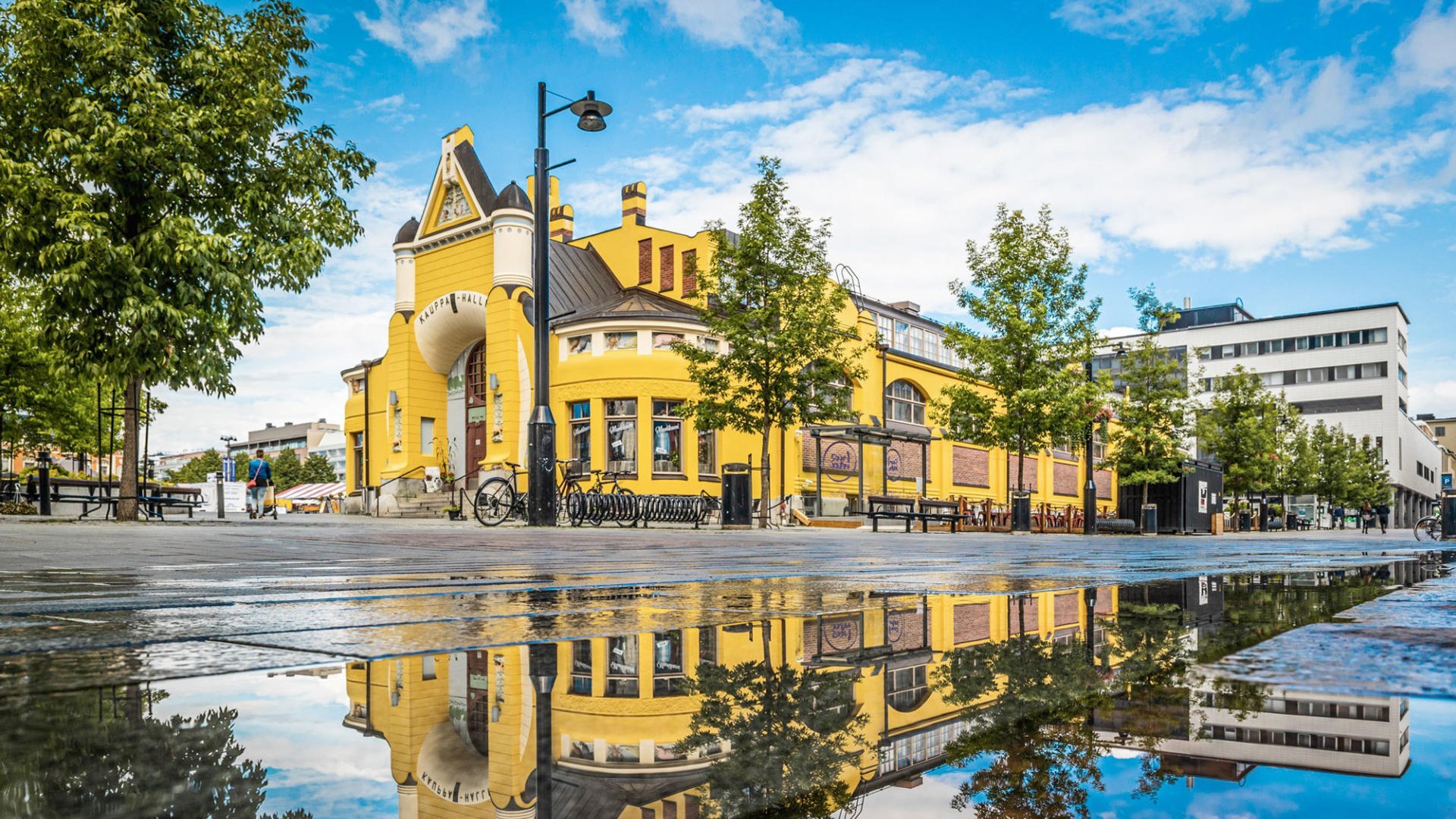 Kuopion Kauppahalli kesällä