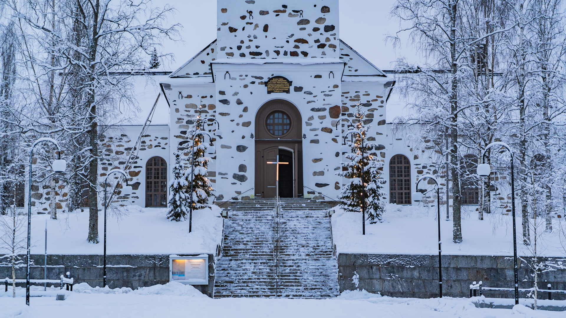 Kuopio_Keskusta_Tuomiokirkko_Talvi_2021-1 Kuopion tuomiokirkko