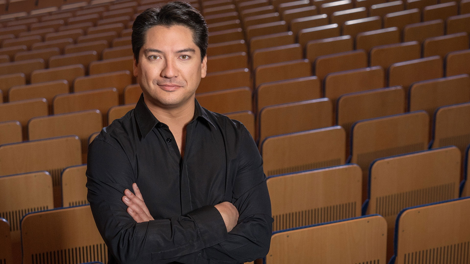 MUK_2023_02_02_TervetuloaTzigane_Tzigane_Eugene_135_large_creditPetraTiihonen_1920x1080