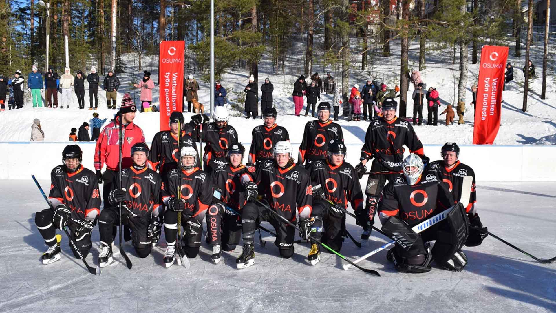 The jääkiekkomatsi Nilsiässä