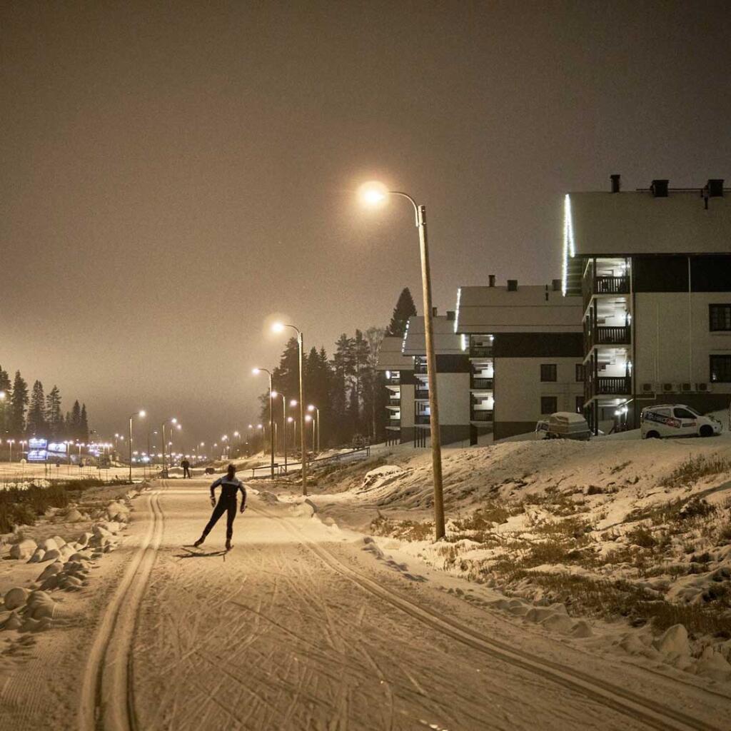 Tahkon ensilumenlatu