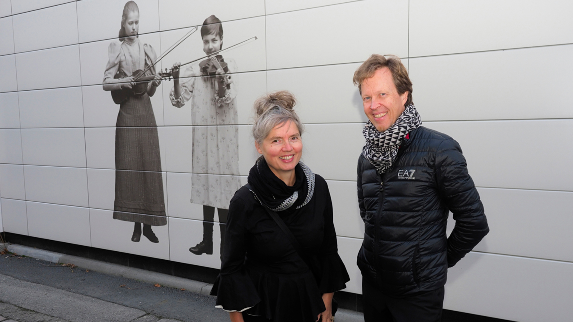 Houkuttelevaa hopeaa -kulttuurikierros