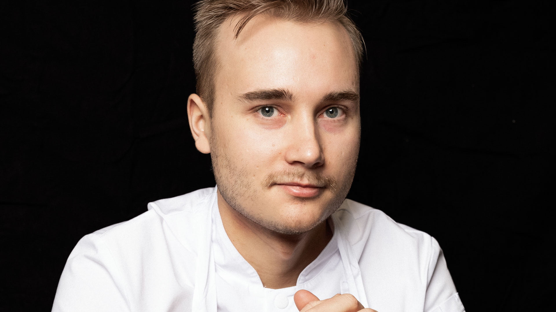 Keittiomestarivierailu_Lari-Helenius-Olo-Creative-Catering