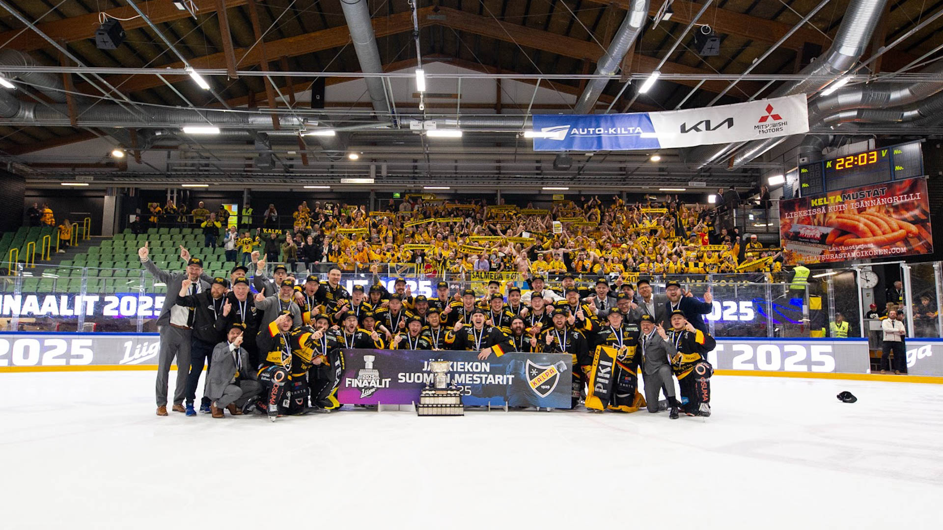 KalPa Suomen Mestarit 2024-2025!!!Joukkuekuva