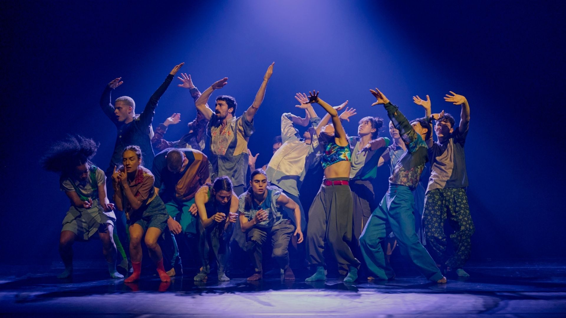 GöteborgsOperans Danskompani | Wild Poetry by Hofesh Shechter Photographer: Lennart Sjöberg