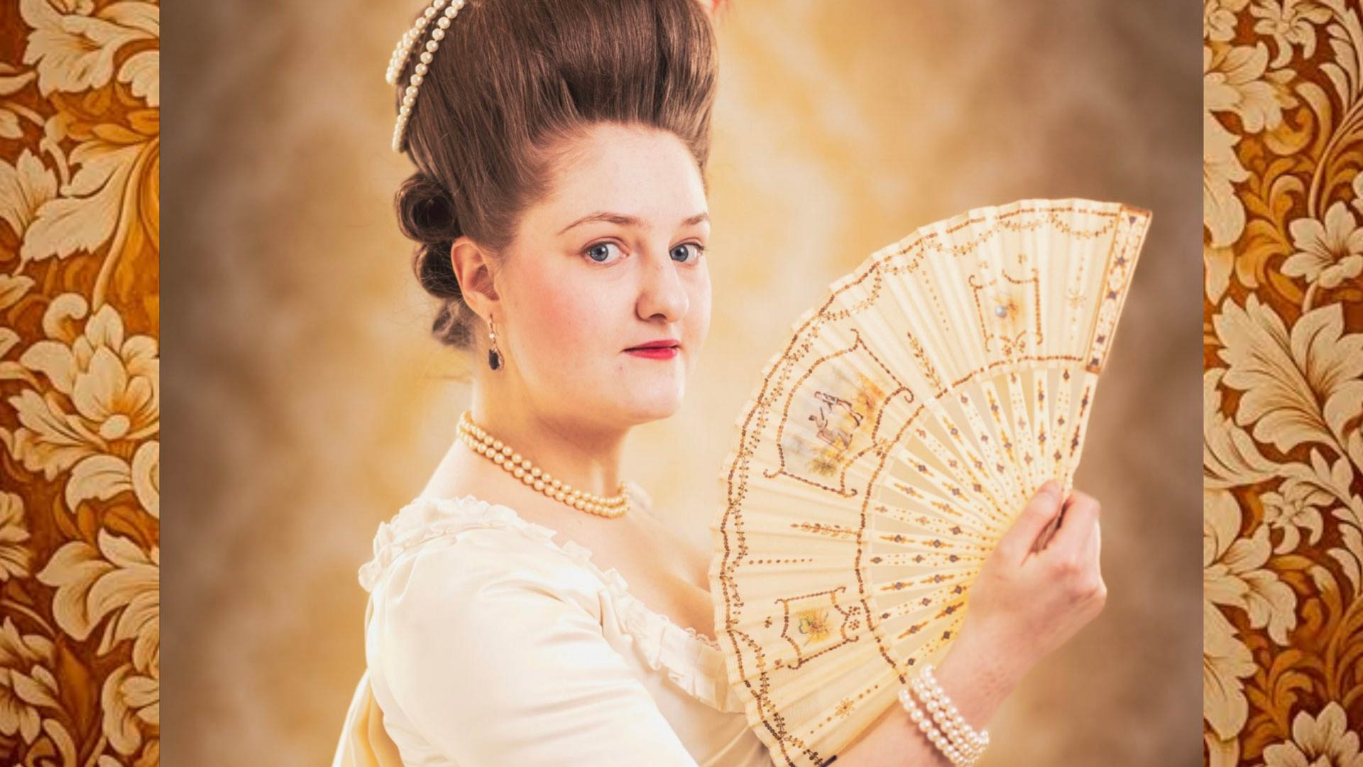 Aikamatka-1700-luvulle-pukeutumisnaytos-Kuvaaja_Wille_Markkanen