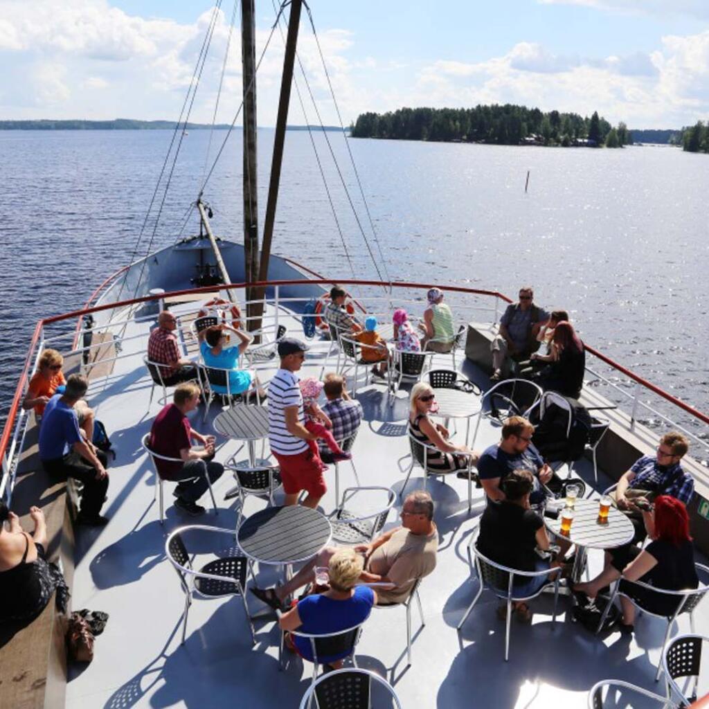 Koski-Laiva Osmo laivan kansi