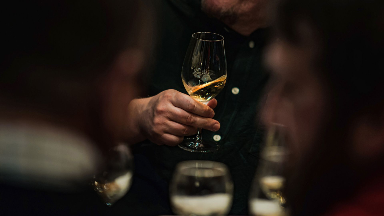 champagne-tasting-image_1-jpg